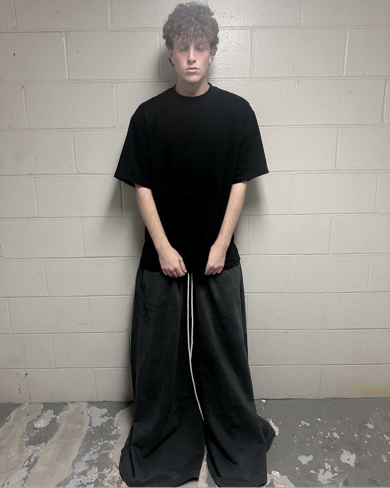 X-9  RAVER SWEATS